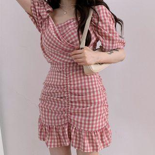 Short-sleeve V-neck Blouse / Ruffle Hem Mini Pencil Skirt