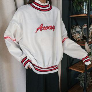 Lettering Turtle-neck Pullover