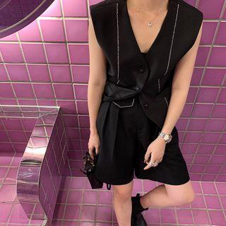 Button-up Vest / Rhinestone High-waist Wide-leg Shorts