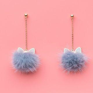 Pom Pom Cat Clip-on Earring / Ear Stud
