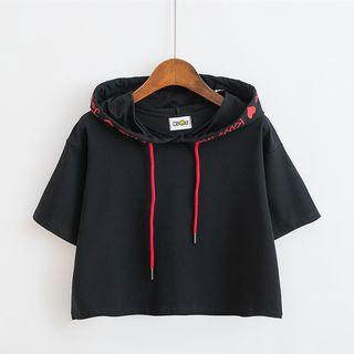 Embroidered Hooded Elbow-sleeve Cropped T-shirt