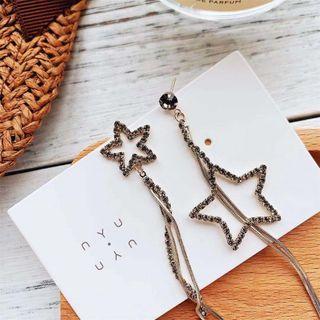 Non-matching Rhinestone Star Fringed Earring 1 Pair - 925 Silver - Dark Silver - One Size