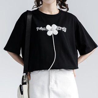 Elbow-sleeve Flower Accent T-shirt