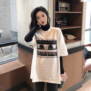 Set : Printed Short-sleeved Top + Long-sleeved High Collar Top