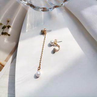 Non-matching Faux Pearl Dangle Earring 1 Pair - Non-matching Faux Pearl Dangle Earring - One Size