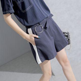 Casual Shorts With Belt