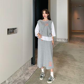 Set: Mock Two-piece 3/4-sleeve Top + Printed A-line Midi Skirt