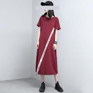 Oblique-zipper T-shirt Dress