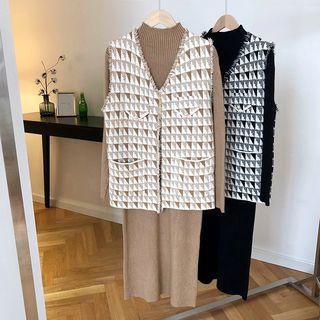 Set: Ribbed Long-sleeve Sheath Knit Dress + Plaid Knit Vest