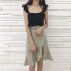 Ruffle Trim Camisole / Plaid A-line Skirt