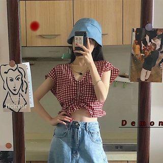 Ripped Harem Jeans / Short-sleeve Plaid Top