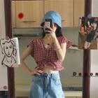 Ripped Harem Jeans / Short-sleeve Plaid Top