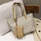 Woven Tote Bag With Pouch