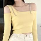 Long-sleeve Cold Shoulder Chained Top