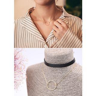 Set: Faux-leather Choker + Hoop-pendant Short Necklace