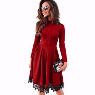 Long-sleeved A-line Plain Panel Lace Sheath Dress