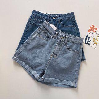 Roll-up High-waist Shorts