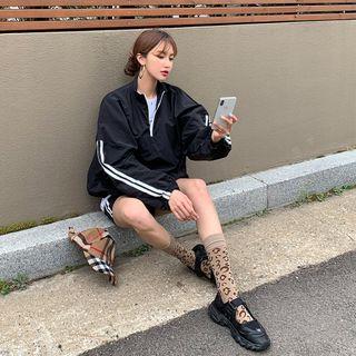 Set: Pipe-trim Windbreaker + Band-waist Shorts