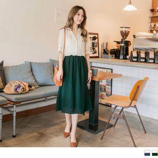 Lace Panel V-neck Two Tone Buttoned Dress