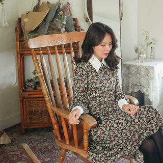 Contrast-collar Gathered-waist Floral Shirtdress