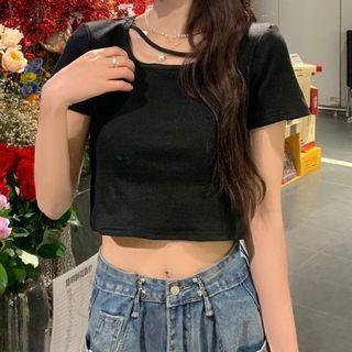 Bow-back Cropped T-shirt Black - One Size