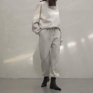Raglan Sweatshirt & Jogger Sweatpants Set