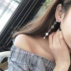 Non-matching Rhinestone Dangle Earring