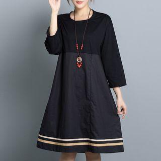 Panel Round-neck Cropped Sleeve Dress