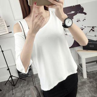 Cutout Shoulder 3/4-sleeve T-shirt