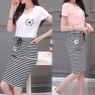Set : Print Short-sleeve T-shirt + Stripe Skirt