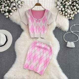 Set: Short Sleeve Argyle Knit Top + Pencil Skirt