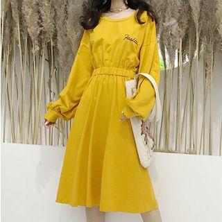 Lettering Long-sleeve A-line Open Back Dress