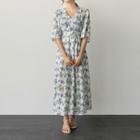 V-neck Tie-waist Floral Print Maxi Dress