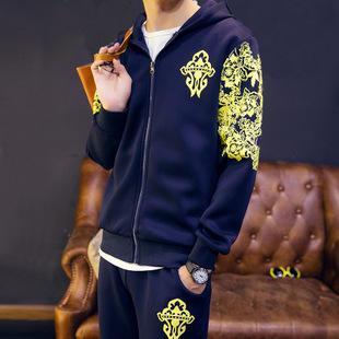Set: Print Hoodie + Sweatpants