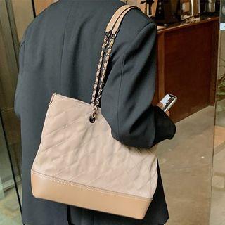 Chain Strap Nylon Carryall Bag