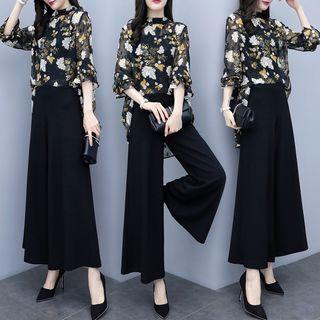 Set: Flower Print 3/4-sleeve Blouse + Wide-leg Pants
