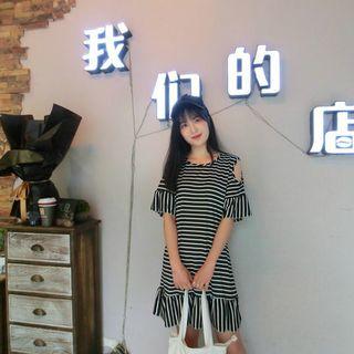 Striped Short-sleeve Cold-shoulder T-shirt Dress