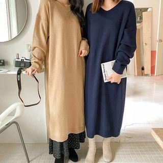 V-neck Loose-fit Long Knit Dress