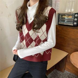 Long-sleeve T-shirt / Argyle Knit Vest