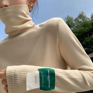 Long Sleeve Applique Ribbed Top