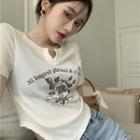 Short-sleeve Asymmetric Printed Cropped Top
