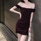 Off-shoulder Ruffled Plaid A-line Dress