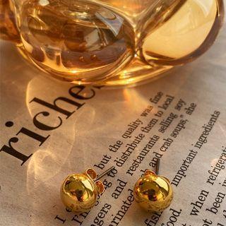 Metallic Ball Ear Studs