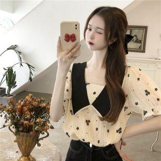 Design Floral Short-sleeve Top