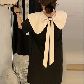 Short-sleeve Wide Collar Bow Smock Dress