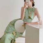 Floral Side-slit Sleeveless Qipao Dress