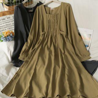 Square-neck Pleated Midi Dress