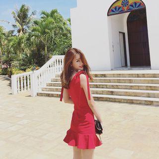 Bow Sleeveless V-neck Sheath Minidress