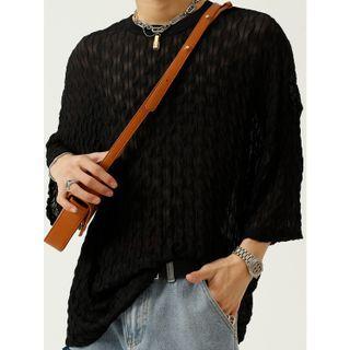 Elbow-sleeve Embossed Top