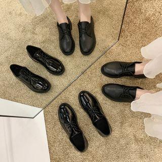 Plain Block Heel Lace-up Shoes